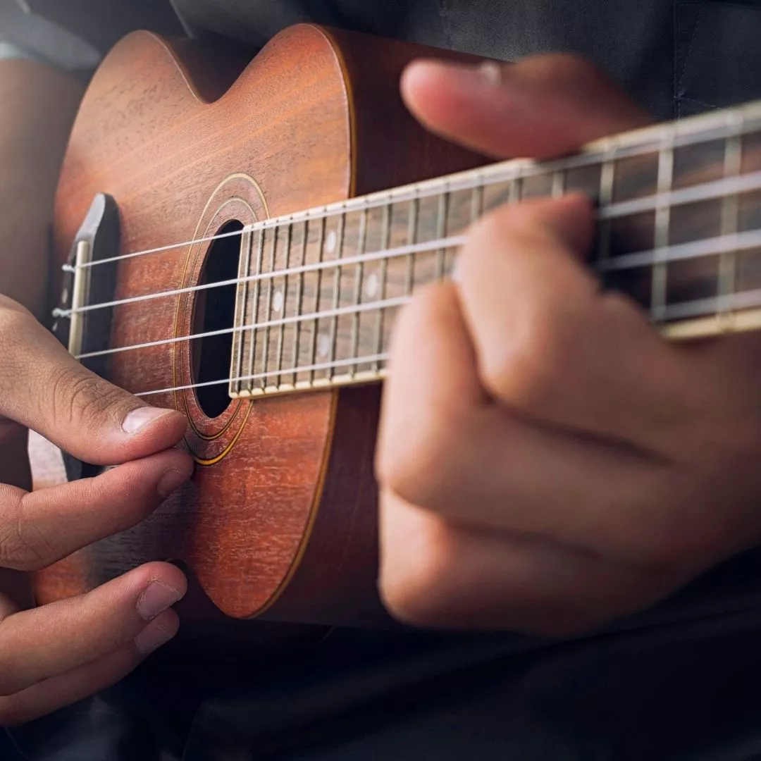 EXPERSITO - UKULELE EĞİTİMİ